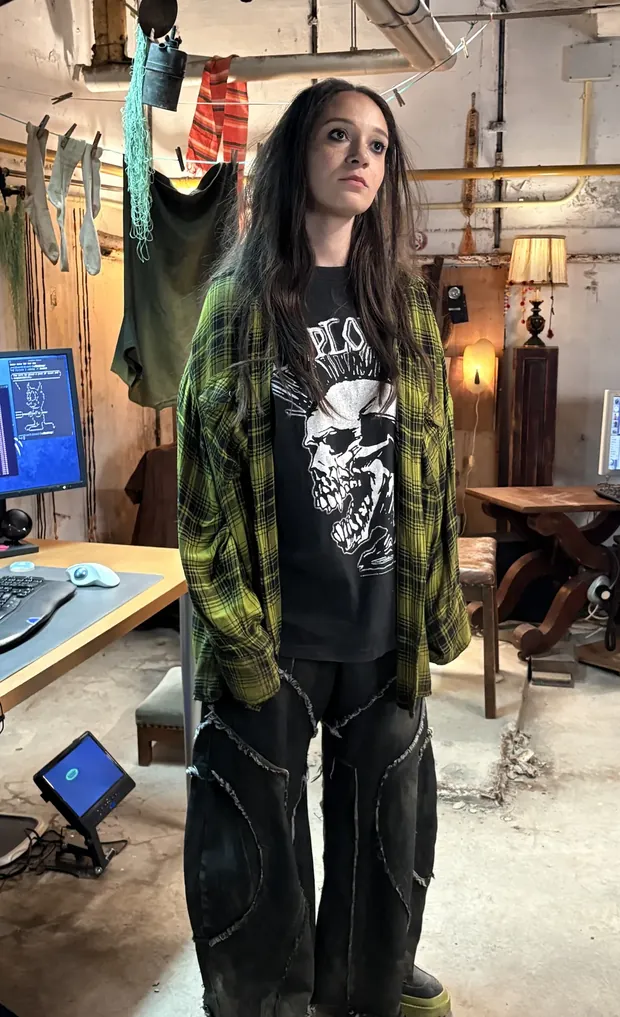 Internettrollen costume image