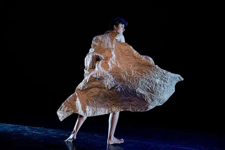 Wrapping / Identity production image